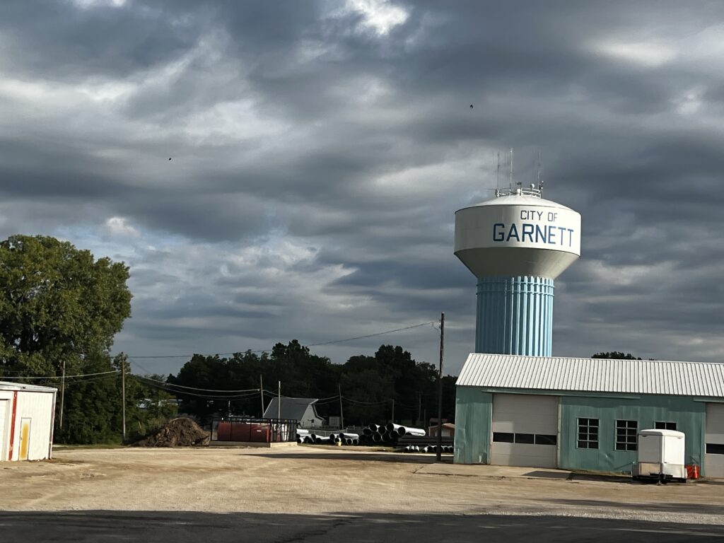 Garnett water tower at the start of the 2025 Rib Ride