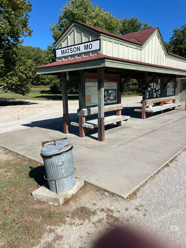 Trailhead at Madison, Missouri, along the Katy Trail, with nearby towns of Washington, Augusta, Madison, Defiance, and Weldon Springs visible along the route.