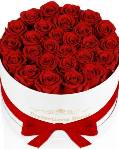 Timeless beauty, packed in a luxury rose box. 27 preserved roses = a gift that keeps on giving. 🌹💖